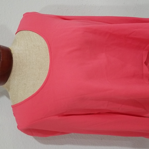 Guess Long Sleeve Cropped Top Blouse Size S Magenta - Picture 2 of 12